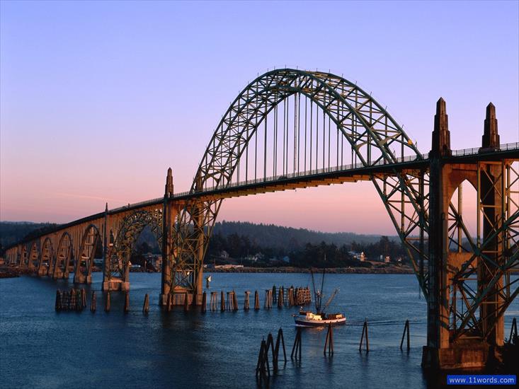 Architectural Wonders - Yaquina Bay Bridge, Newport, Oregon - 1600x1200 - ID 21180 - PREMIUM.jpg