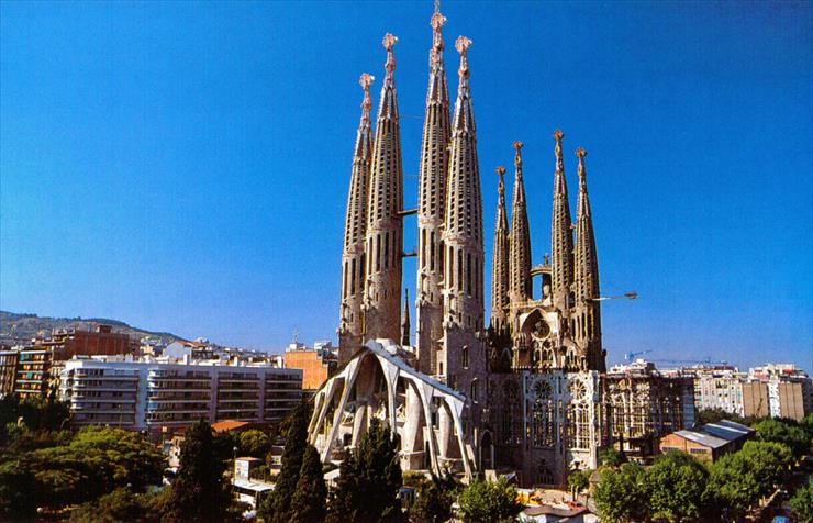 79 The Sagrada Familia - sagrada_familia_4_modifie.jpg